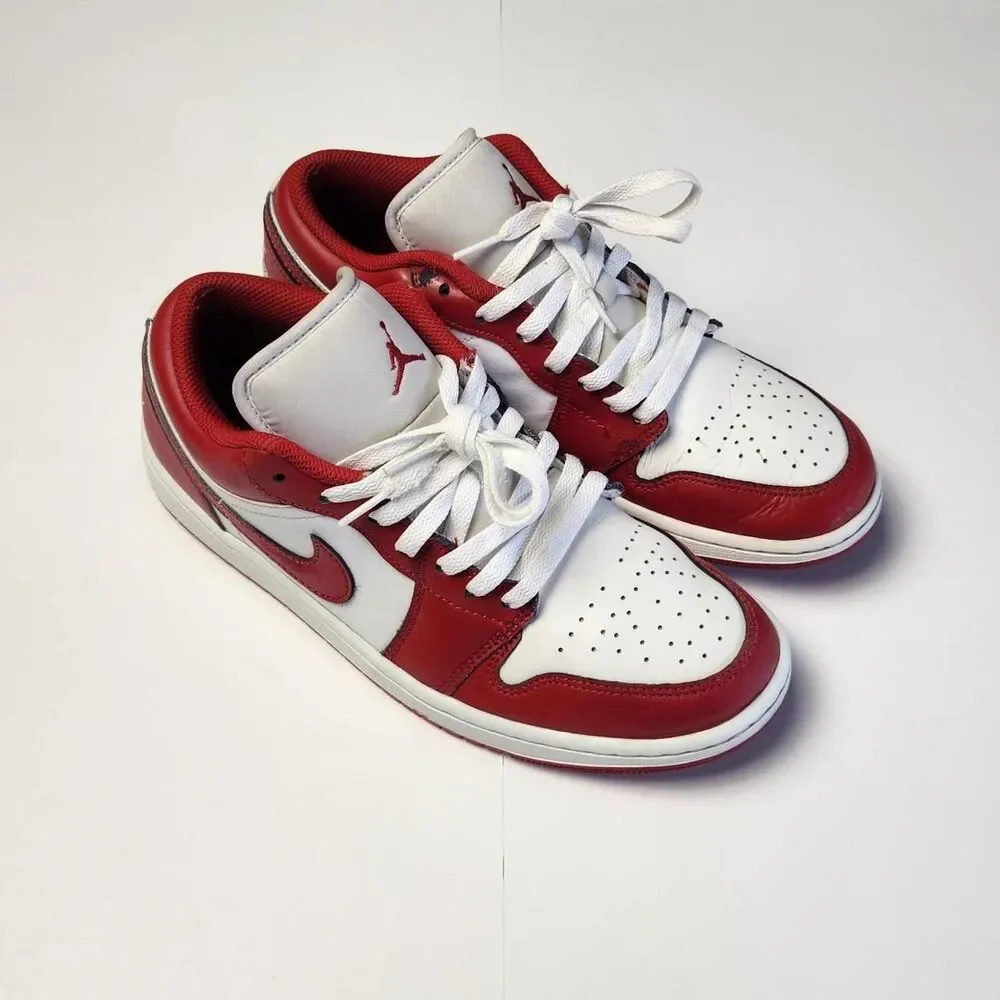 Jordan Men's Red and White Trainers